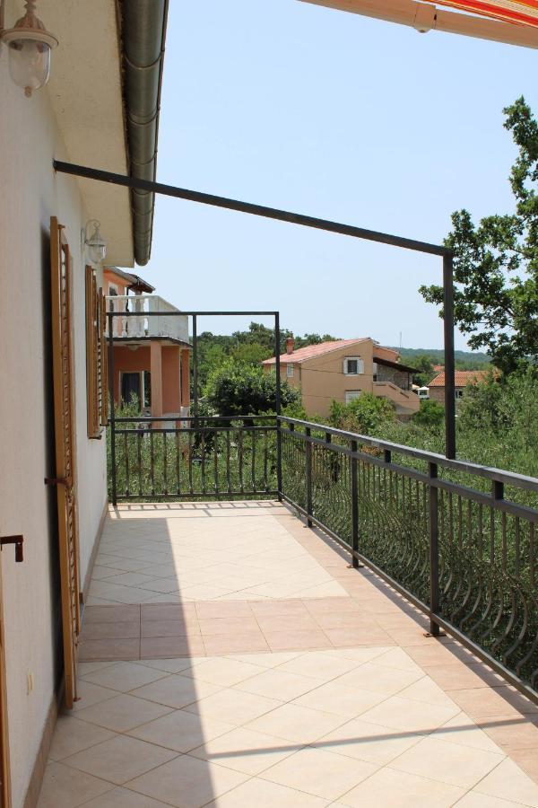 Apartment Noel Sveti Vid-Miholjice Buitenkant foto